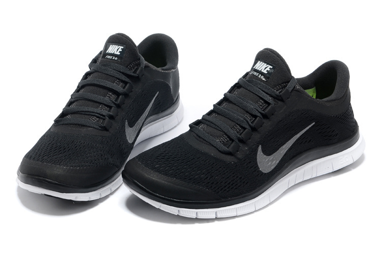 nike free run noir et blanc